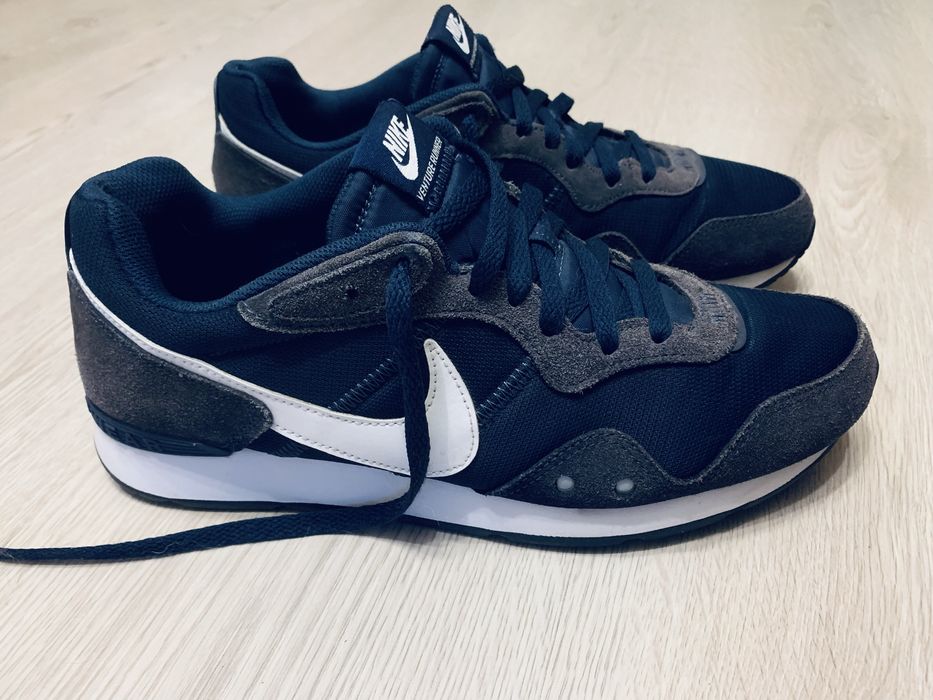 Кросівки Nike Venture Runner (43р 27.5см)Original,замша