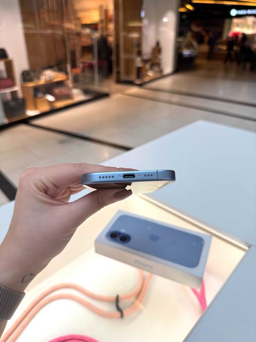 iPhone 17 256 GB Mist Blue eSIM | Idealny na wakacje!