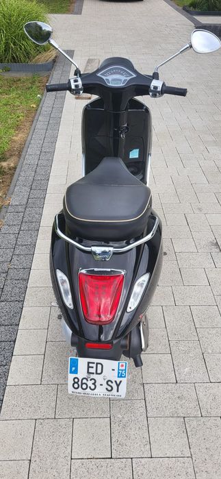 Skuter Vespa Sprint 2T poj.50 2017r.
