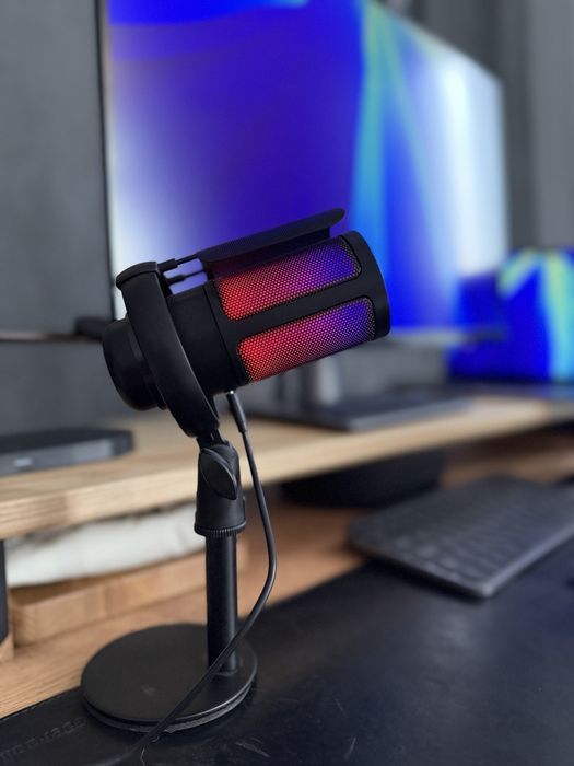 Продам USB RGB мікрофон у стані нового.