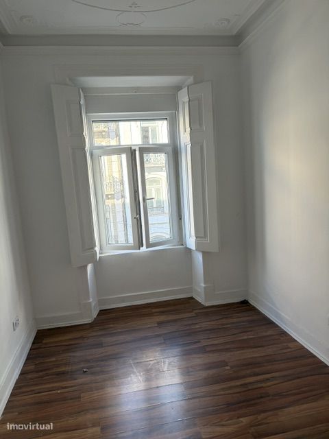 T2 em Santo António, Lisboa - Pronto a Habitar
