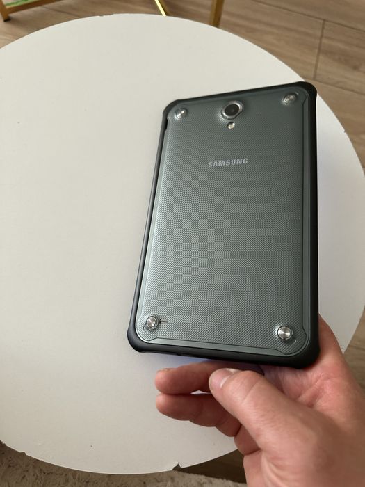 Samsung galaxy Tab Active 16 gb black/green ideał