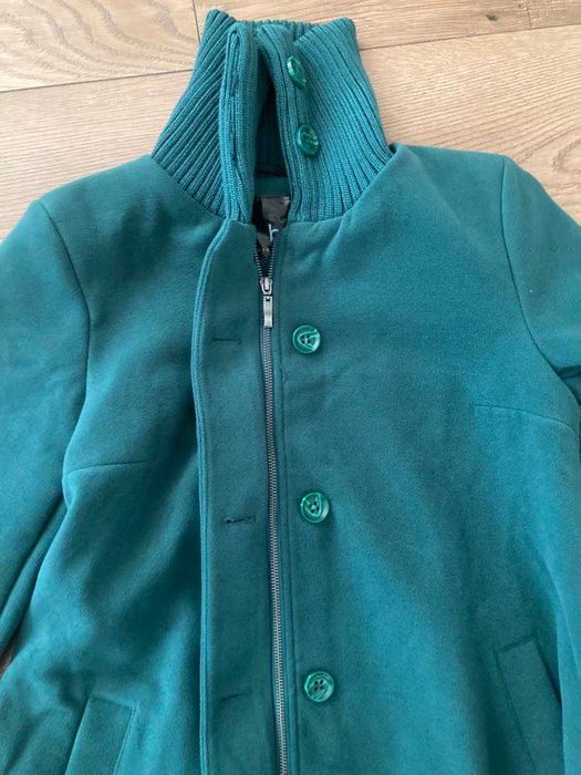 Płaszcz rozkloszowany zielony 38 nowy