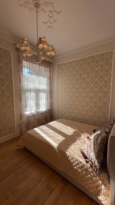 Оренда 3 кімнатної квартири вул. Лижв'ярська