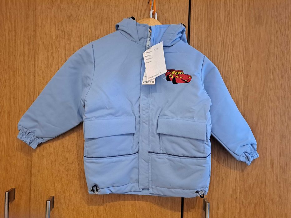 sprzedam kurtkę dziecięcą wiosenną z kapturem rozmiar 104