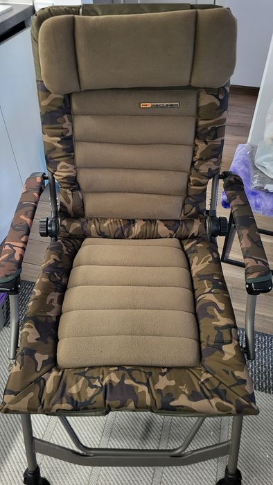 Коропове крісло Fox Super Delux