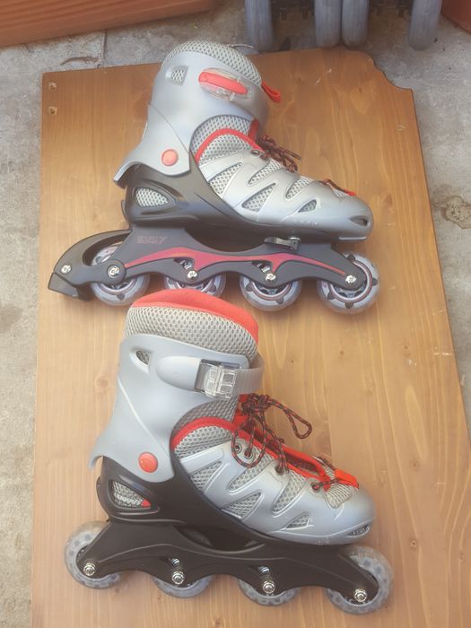 Par patins  tamanho  33 a 36 estão  como novos