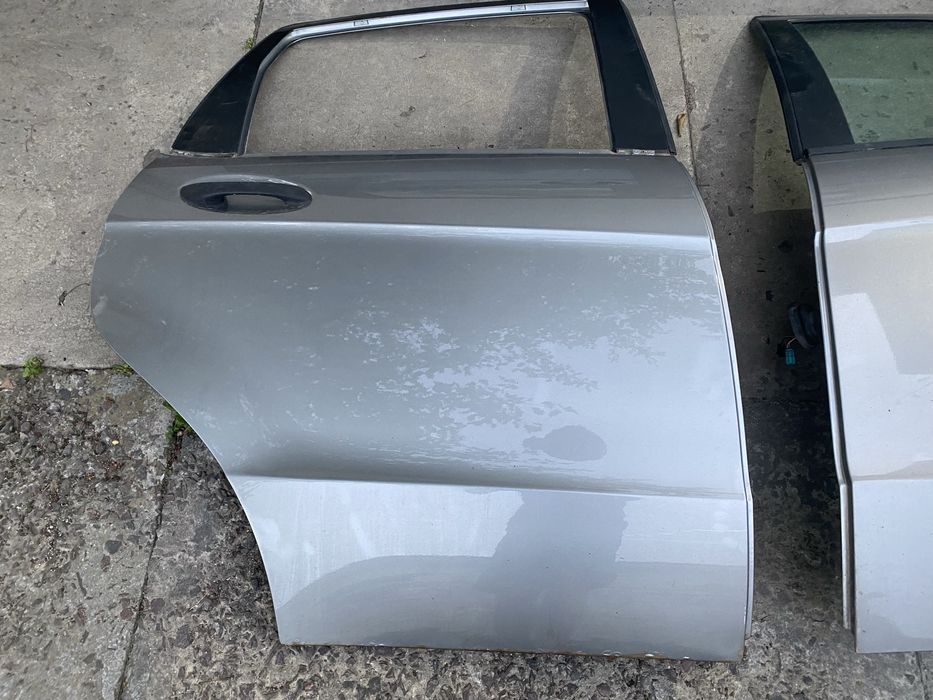 Дверка w169 передня задня mercedes a-klas дверь передняя комплект