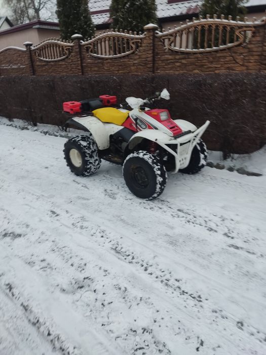 Продам квадроцикл Polaris