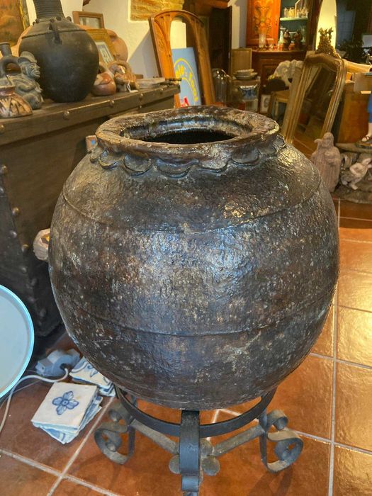 Antigo pote esférico em grés para especiarias Sec. XIV - XVI