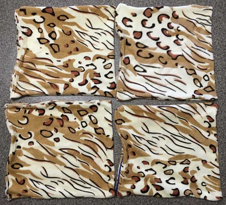 Ładne poszewki na poduszki z mikrofibry 45 cm x 42 cm (cena za 4 szt.)