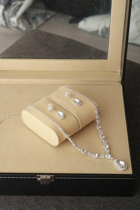 B5.10 Hit Zestaw biżuterii z białymi kamieniami i cyrkoniami 2 cz.ślub