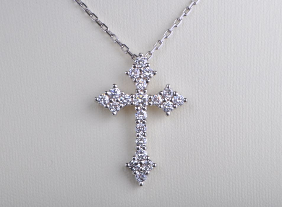 Крестик из белого золота с бриллиантами  - 1.39ct