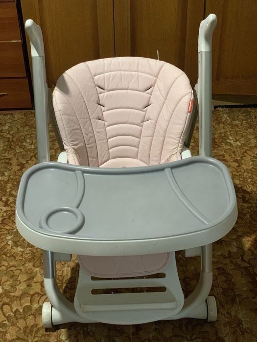 крісло для годування фірми Carello Concord. Стільчик дитячий