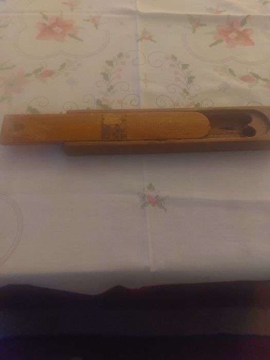 ESTOJO em Madeira antigo