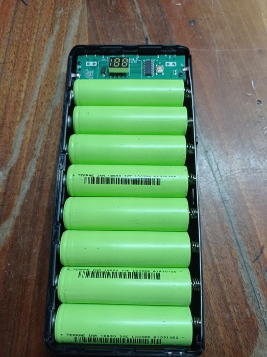 Poverbank 24тис упс батарея  павербанк зарядка 18650 акумулятор 21700