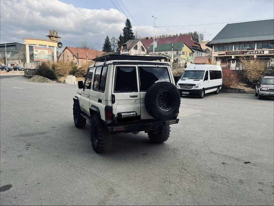Тойота ландкрузер 70
