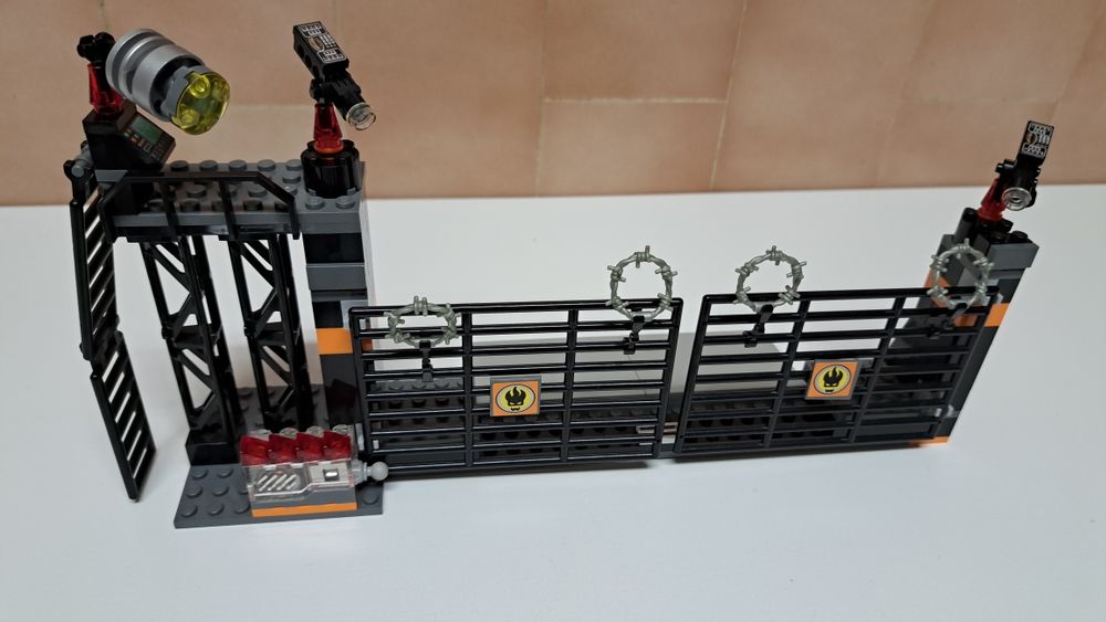LEGO 8634 - Turbocar Chase - AGENTS