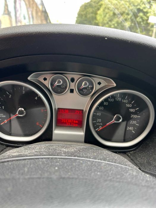 Ford Focus Station 1.6Tdci 109cv Titanium