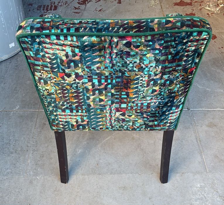 Cadeira com Braços Veludo Mosaico Multicolor — Pernas Madeira | Porto