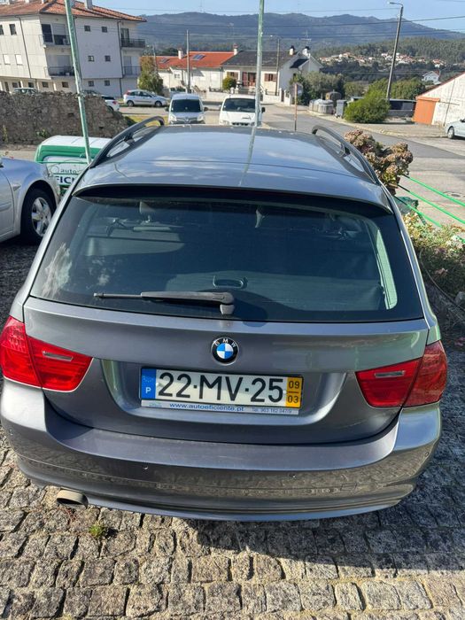 BMW Series 3 sedan — photo 2