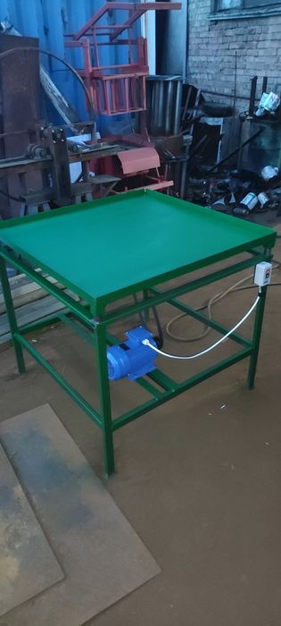 Продаж  ,доставка, вібруючи столи