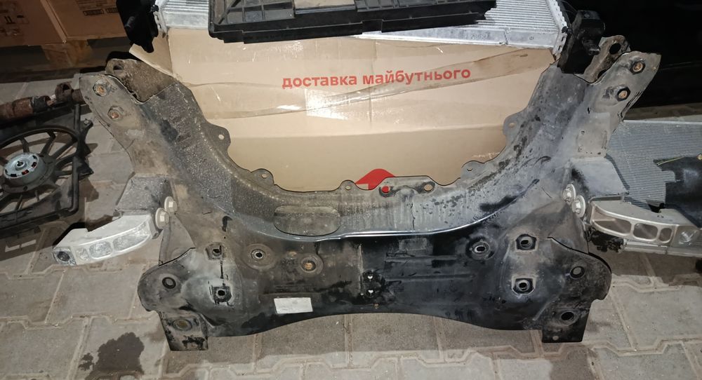 Підрамник передній JEEP Compass 2024