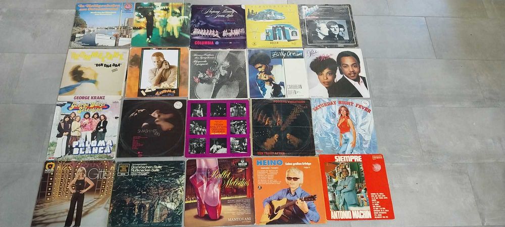 Discos de vinil e gira discos