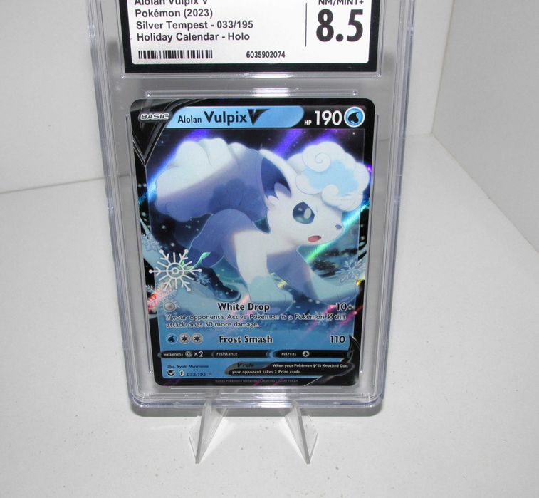 Alolan Vulpix V - CGC 8.5 - Pokémon 2023