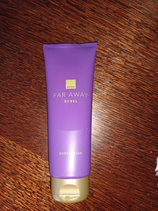 Balsam do ciała far Away Rebel 125ml