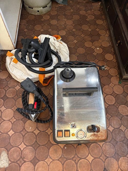Máquina de limpeza a vapor profissional – com acessórios