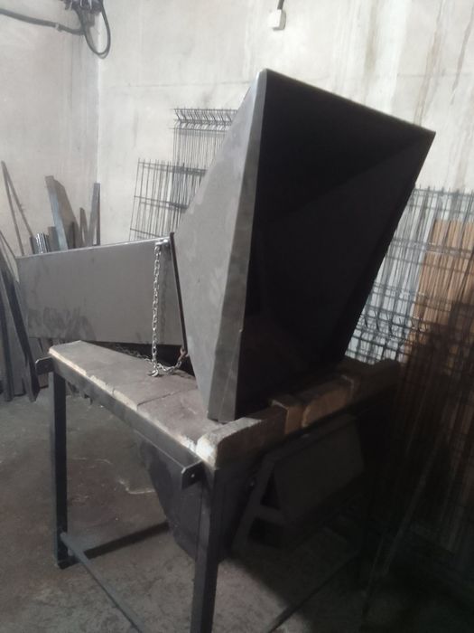 Горно ковальське з витяжкою