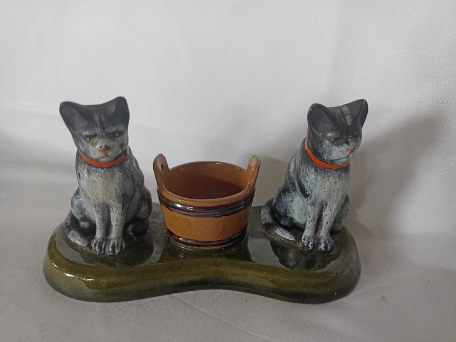 Paliteiro gatos em faiança das caldas José A.Cunha