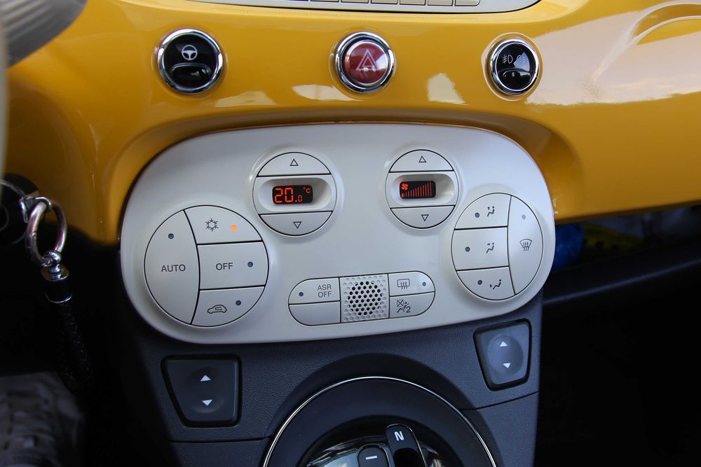 Продам Fiat 500 2015