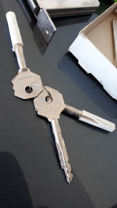 New Triangular Security Lock443395293630310402