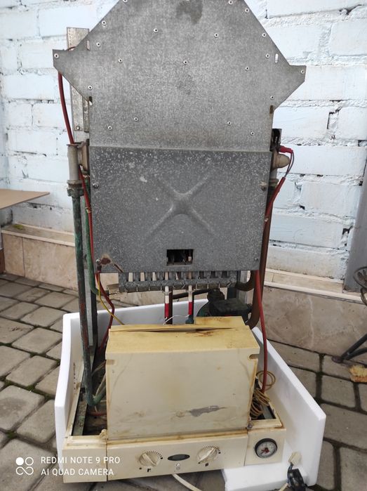Газавий котел  РОСС б/у на запчастини