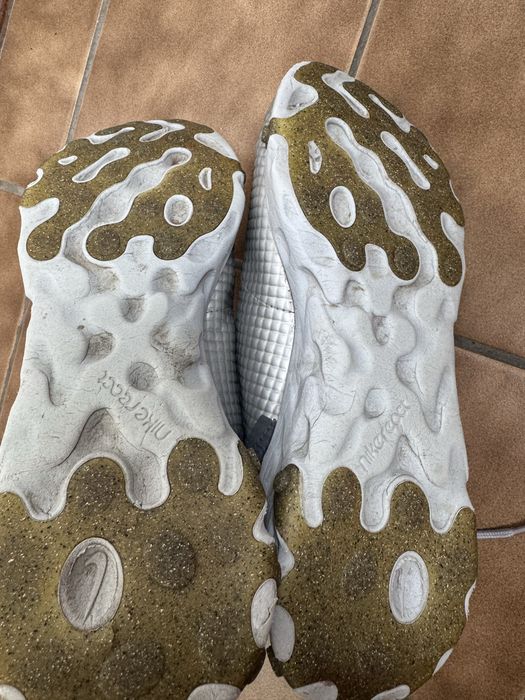 Оригінальній кросівки найк реакт