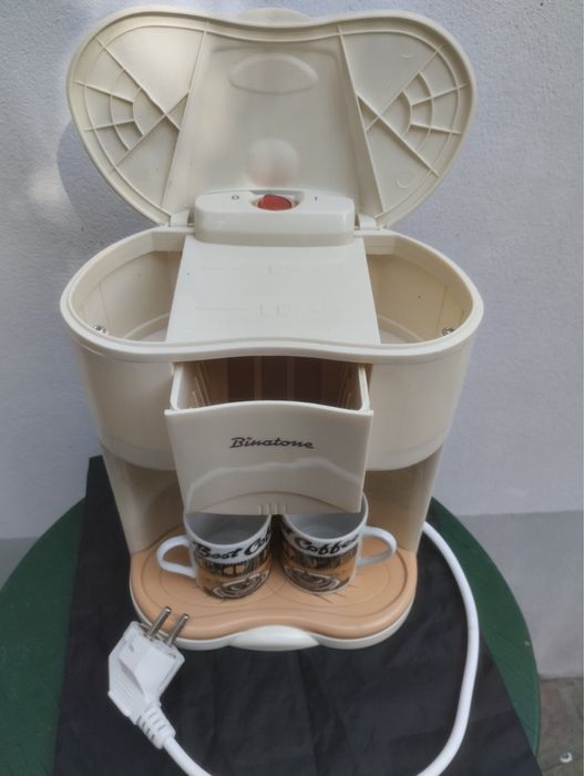 Продам кофеварку