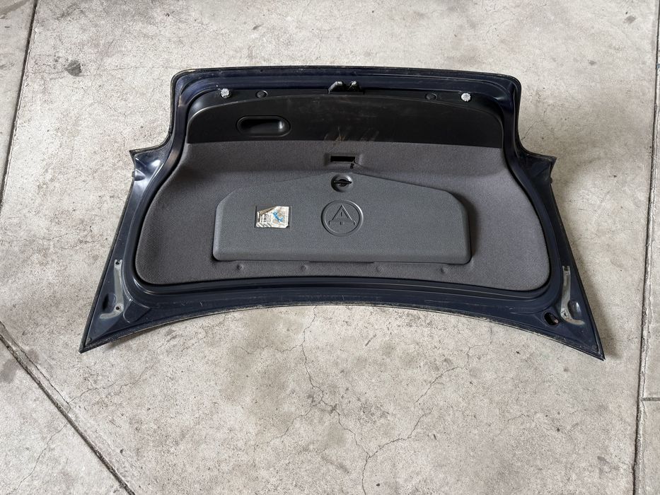 Tampa da Mala / Porta Bagagens BMW E39 Sedan (520d) com Forro
