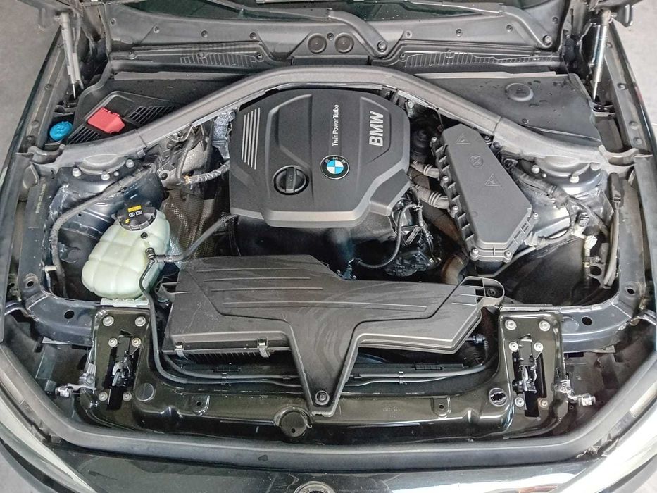 BMW 116 D c/auto ( pequeno sinistro )