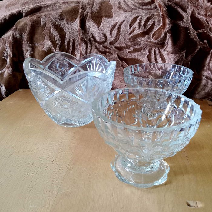 Посуд столовий склянi вази