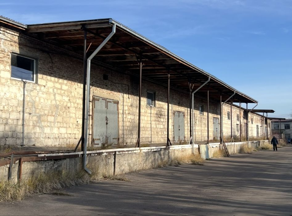 Продається складське приміщення