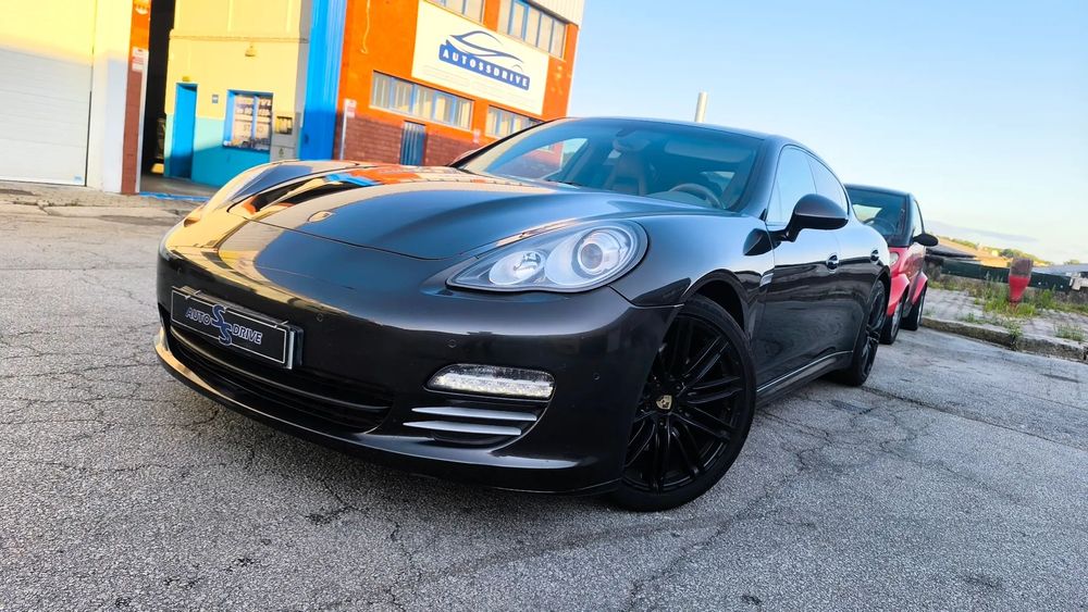Porsche Panamera Platinum Edition PDK