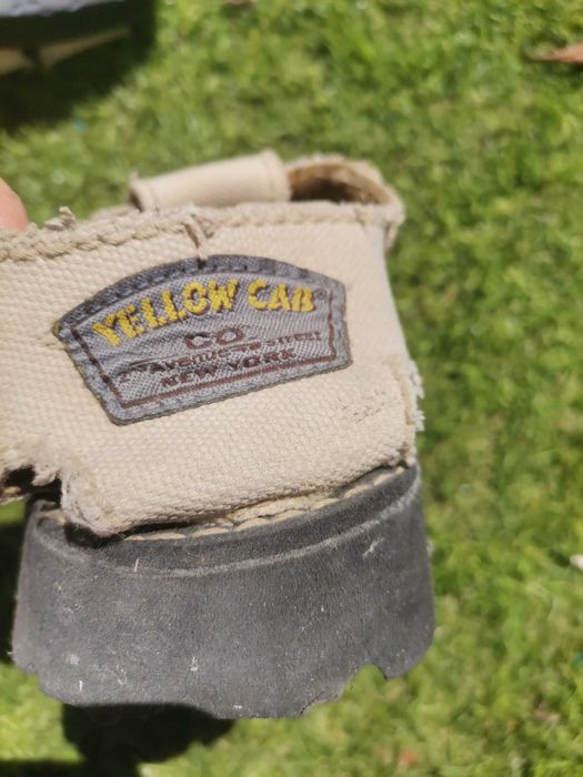 Sandálias Yellow Cab vintage
