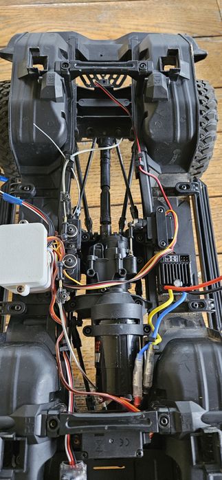 Okazja ulepszona  Beluga traxxas trx4 Bronco ulepszona wersja