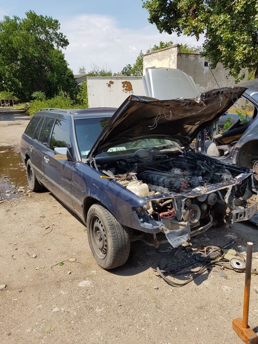 Mercedes W124 E260 1989г m103