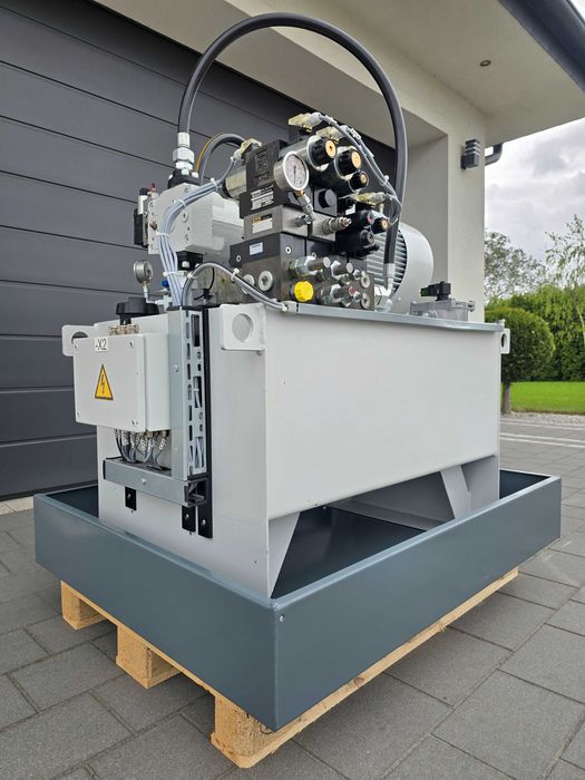 Zasilacz Hydrauliczny Agregat  Pompa Olejowa Parker PV032 Stacja Prasa