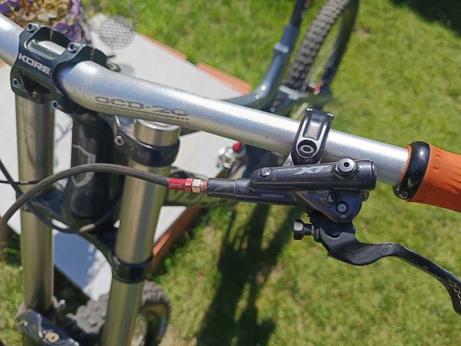 Bicicleta DownHill DH