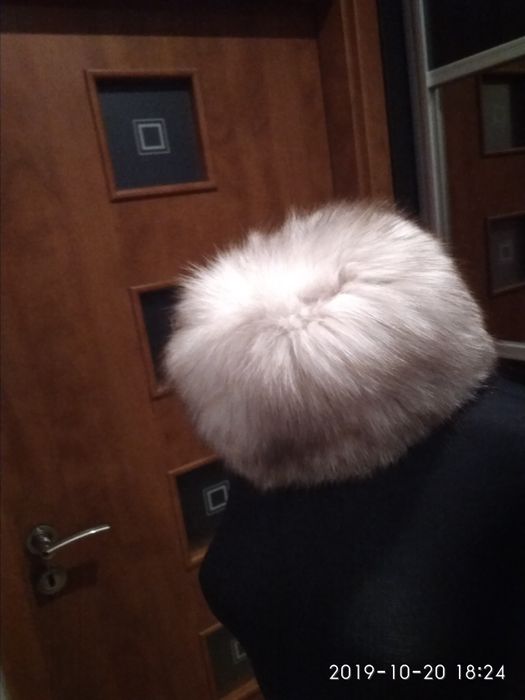 Czapki i kołnierz srebrny lis