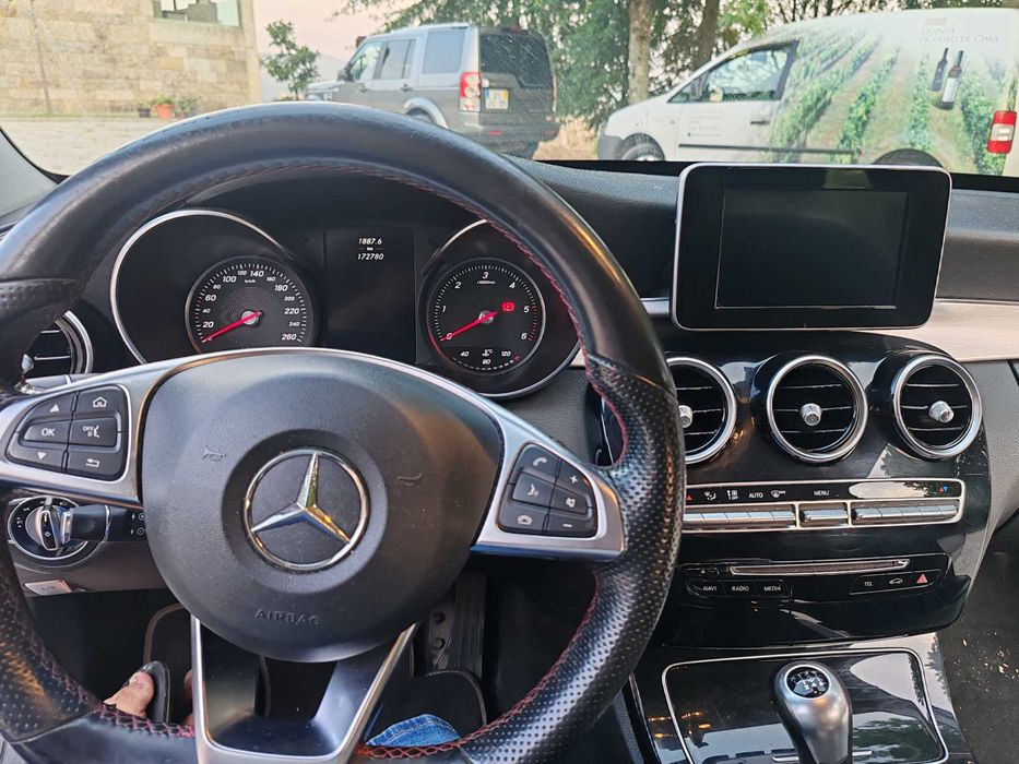 Mercedes-Benz C200